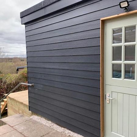 Meadow View - A Studio With Free Parking And A Sunny Terrace Lewes Exterior photo
