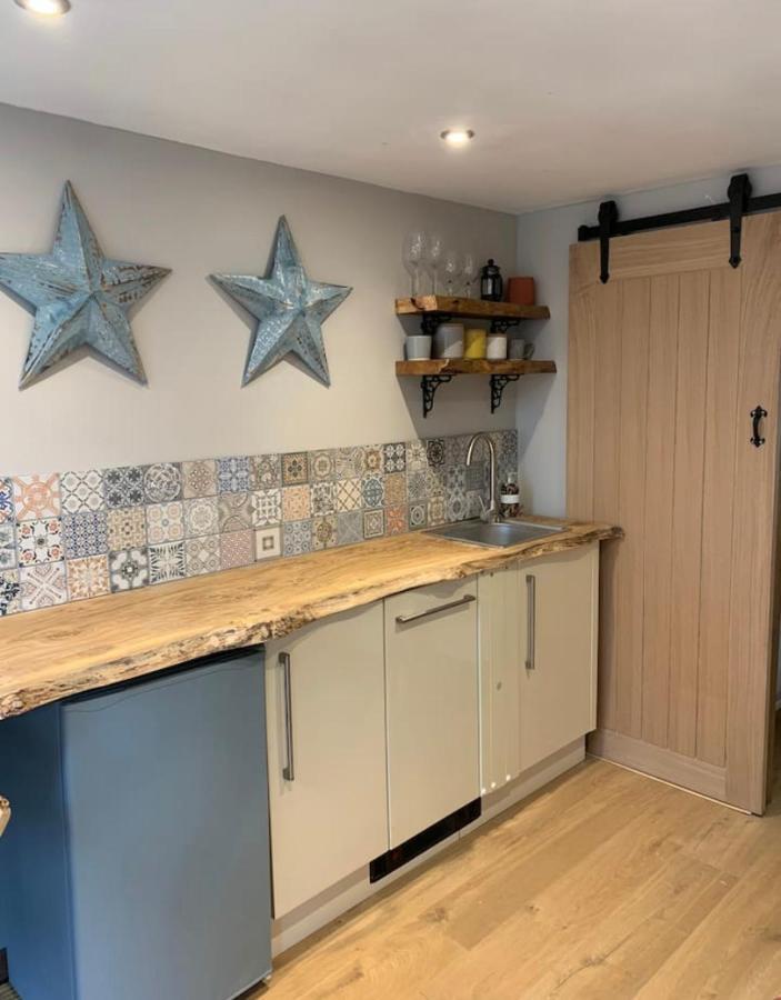 Meadow View - A Studio With Free Parking And A Sunny Terrace Lewes Exterior photo